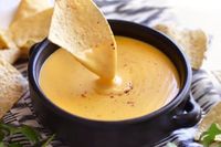 Kental dan Creamy Saus Keju Paling Cocok Dipadu dengan Makanan Ini 