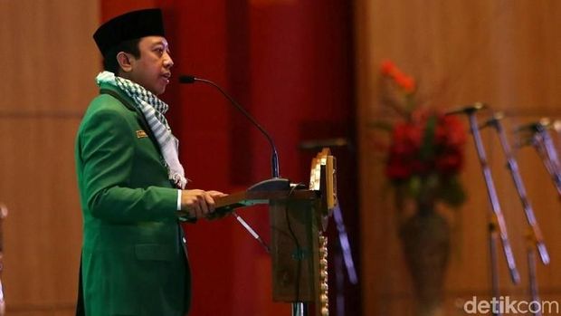 Berharta Rp11 M, Ini Karir Romahurmuziy yang Kena OTT KPK