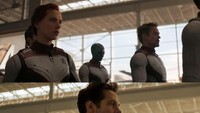 Beberapa Avengers yang tersisa dengan kostum quantum realm tanpa sosok Bruce Benner, Thor dan Captain Marvel. Dok. Twitter