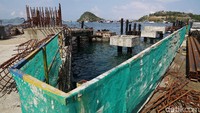 Ia mengatakan, tidak hanya pembangunan dermaga, namun juga infrastruktur jalan, bandara, bantuan kapal sampah dan pembangunan tempat pengelolaan dan pembuangan sampah, tempat kuliner, fasilitas air bersih, dan lainnya juga dibenahi.