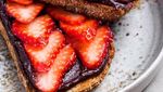 Sarapan Roti Panggang? Ini 10 Ide Roti Panggang Cokelat yang Lezat