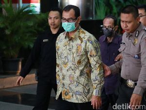 Potret Kakanwil Kemenag Jatim Susul Rommy di KPK
