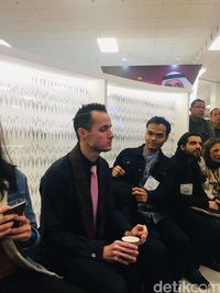 Chef Bara Ajari Bule Bikin Sambal Terasi di London Book Fair 2019