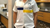 Ahmad Sahroni ini merupakan pengusaha sekaligus politisi. Ia juga menjabat sebagai Ketua Ferrari Owners Club of Indonesia. Dikenal sebagai pengusaha kaya yang sukses, Sahroni yang berasal dari Tanjung Priok kini jadi sosok panutan. Foto: Instagram@ahmadsahroni88