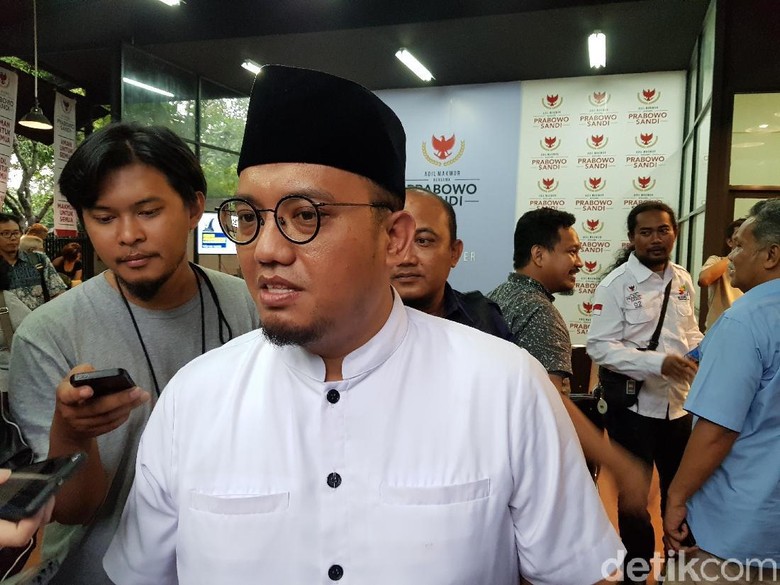 BPN: Banyak Tawaran Jabatan ke Prabowo-Sandiaga BPN: Banyak Tawaran Jabatan ke Prabowo-Sandiaga