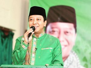 Kisah Romahurmuziy: Meteor yang Terjungkal