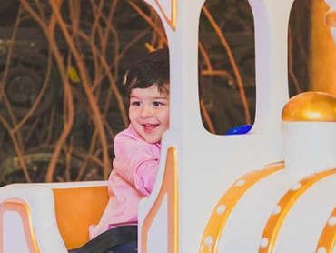 10 Foto Anak Kareena Kapoor yang Ganteng dan Menggemaskan