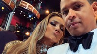 Kabar bahagia datang dari Arod dan J.Lo. Pada 10 Maret 2019, Arod mengumumkan dirinya telah bertunangan dengan J.Lo. Foto: Instagram arod