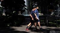Kepala Seksi Perencanaan Pertaman Dinas Kehutanan DKI Jakarta, Hendrianto, juga mengatakan pembangunan TMB ini pun mendapat banyak masukan dari masyarakat sehingga dapat memenuhi permintaan masyarakat akan kebutuhan area terbuka hijau.