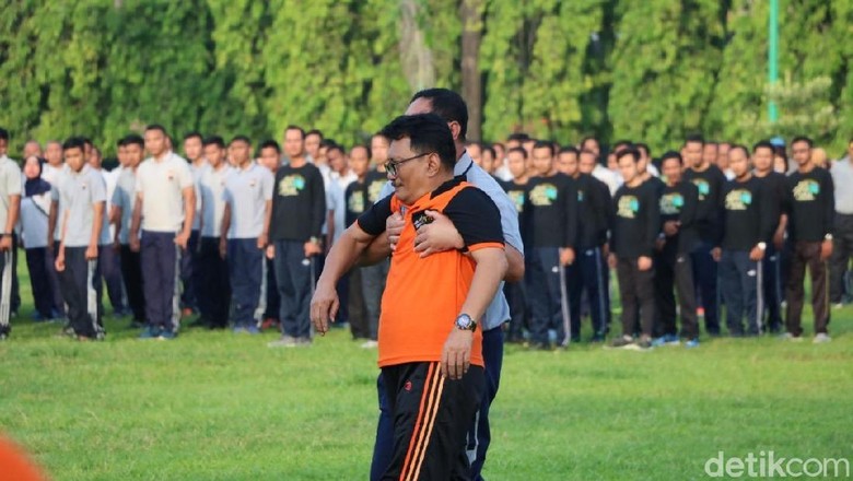 Sempat Pingsan Saat Upacara, Kadisparbud Jepara Meninggal Dunia Sempat Pingsan Saat Upacara, Kadisparbud Jepara Meninggal Dunia