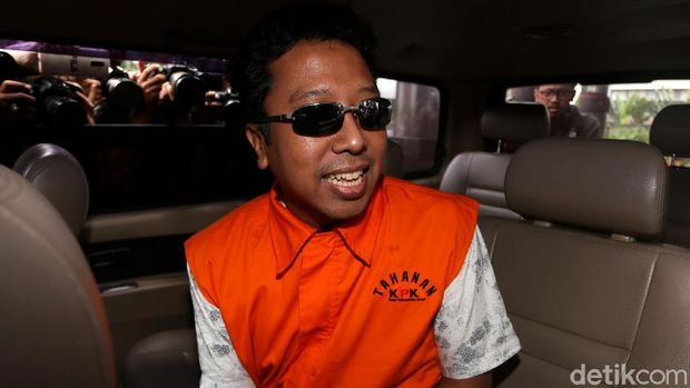 Rommy Ditahan KPK