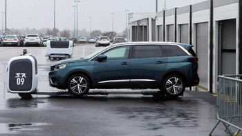 Nama Stan merujuk pada Stanley Robotics yang merupakan kreatornya. (Foto: REUTERS/Emmanuel Foudrot)