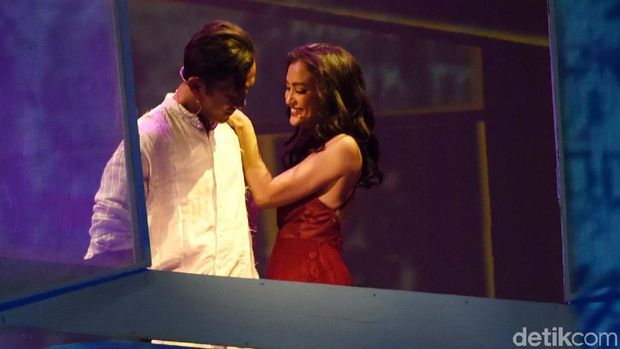 Syahdunya Lantunan Syair di Musikal 'Cinta Tak Pernah Sederhana'