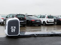 Ini Stan, Robot Tukang Parkir Valet di Bandara Lyon