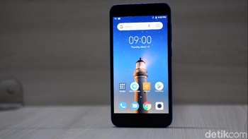Redmi Go hadir dengan layar berukurannya 5 inch. Foto: Adi Fida Rahman/detikINET