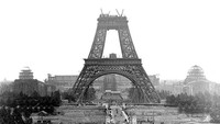 Menara Eifel di Paris merupakan salah satu ikon negara yang paling terkenadl di dunia. Selesai dibangun pada 1889 oleh dua insinyur Maurice Koechlin dan Emile Nouguier. Istimewa/Dok. Boredpanda.