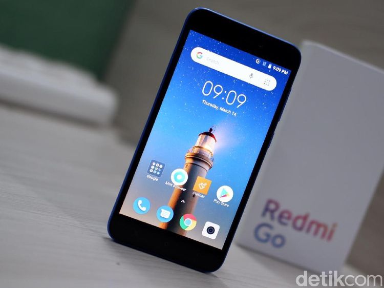 Unboxing Redmi Go, Ponsel Anyar Xiaomi Harga Rp 800 Ribuan