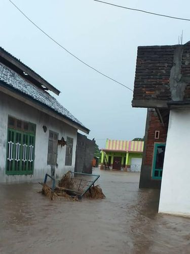 Diguyur Hujan Sejak Pagi, Bima dan Dompu NTB Dilanda Banjir