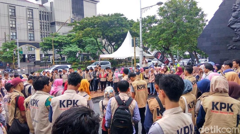 Dinilai Rawan Pelanggaran, Apel Kebangsaan Berdana Rp 18 M Didemo Dinilai Rawan Pelanggaran, Apel Kebangsaan Berdana Rp 18 M Didemo