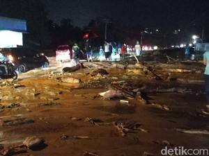 Korban Banjir Bandang di Sentani Jayapura Terus Bertambah, 42 Orang Tewas