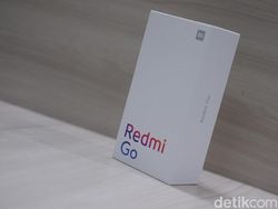 Unboxing Redmi Go, Ponsel Anyar Xiaomi Harga Rp 800 Ribuan