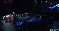 Mobil listrik Tesla