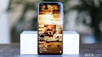Nova 4e dengan RAM 4 GB dan ROM 128 dilepas seharga 1.999 atau sekitar Rp 4,3 juta. Sedangkan versi RAM 6 GB dan RAM 6 GB dibanderol 2.299 atau Rp 4,9 juta. Foto: Sina Mobile