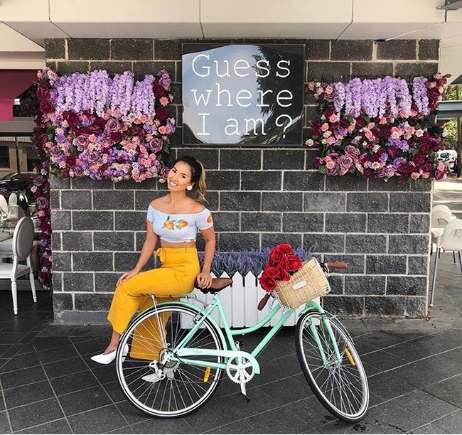 Yumiko mengakhiri jabatannya dengan menyatakan harapan untuk kembali ke praktiknya begitu dia merasa lebih baik. Terlepas dari semua yang dia hadapi, ia masih memiliki tekad melakukan operasi plastik. Kini, ia telah menghabiskan waktunya dengan membaca buku, berlatih yoga, dan makan makanan seimbang untuk menyembuhkan dirinya sendiri dari trauma. Foto: Dok. Instagram @mindbodymiko