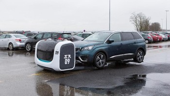 Kecerdasan buatan/artificial intelligence (AI) menjadi salah satu hal menonjol dari Stan. (Foto: REUTERS/Emmanuel Foudrot)