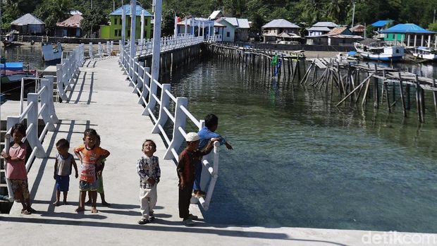Dermaga Pulau Rinca