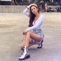 Dalam kesehariannya Eleanor Lam yang akrab disapa Elly Lam menjabat sebagai assistant vice-president di salah satu perusahaan ayahnya, Media Asia Entertainment Group. Foto: Dok. Instagram @Elly