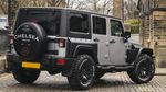 Jeep Wrangler Berbaju Militer