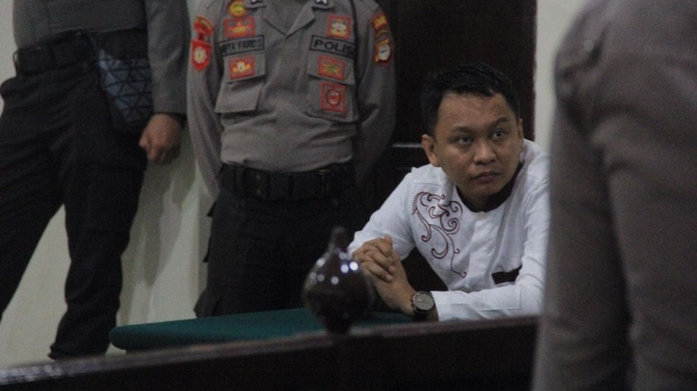 Anak Bupati Pangkep Divonis Bebas dalam Kasus Pelanggaran Kampanye Anak Bupati Pangkep Divonis Bebas dalam Kasus Pelanggaran Kampanye