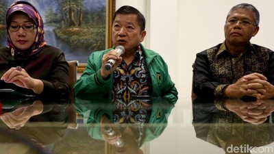 Romahurmuziy Lengser, Suharso Monoarfa Plt Ketum PPP