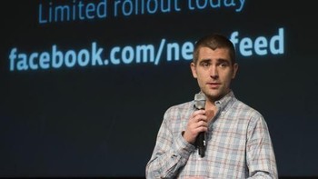 Dia sangat cakap berbicara di depan publik dan sering diandalkan Facebook melakukan beragam presentasi. Dia adalah pencerita luar biasa dan bisa membuat Anda menangis ketika berbicara tentang fitur-fitur baru dan seberapa pentingnya itu, sebut seorang mantan karyawan Facebook. Foto: Istimewa