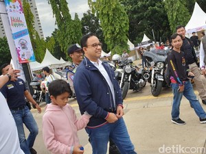 Anies: Naik Trotoar, Lawan Arus dan Kecepatan Tinggi Itu Nggak Keren