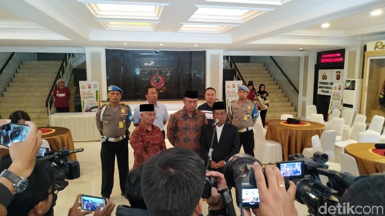 Teror di New Zealand, Aparat Jabar Perketat Pengamanan Tempat Ibadah Teror di New Zealand, Aparat Jabar Perketat Pengamanan Tempat Ibadah