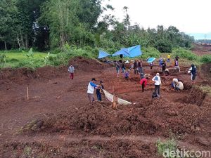 Situs Desa Kuno Pra-Majapahit Ada di Badan Jalan Tol Pandaan-Malang