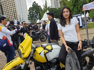 Nabila Putri Bukan Golongan Emak-emak Sein Kanan Belok Kiri