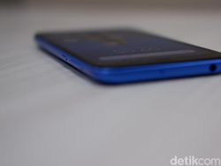 Unboxing Redmi Go, Ponsel Anyar Xiaomi Harga Rp 800 Ribuan