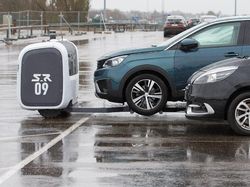 Ini Stan, Robot Tukang Parkir Valet di Bandara Lyon