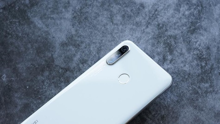 Ponsel Huawei. Foto: Sina Mobile Ponsel Huawei. Foto: Sina Mobile