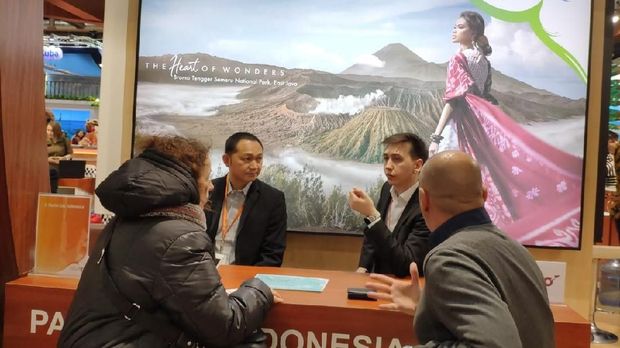 Pelaku industri pariwisata Indonesia tawarkan paket-paket wisata Indonesia di 26th Moscow International Travel & Tourism Exhibition (MITT) di Moskow yang berlangsung tanggal 12-14 Maret 2019.