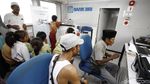 Pelajar SD di Pulau Komodo Antusias Menabung di Bank Apung BRI