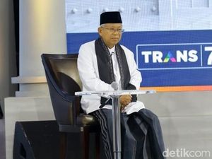 Buka Debat, Maruf Amin Pamer 3 Kartu Sakti