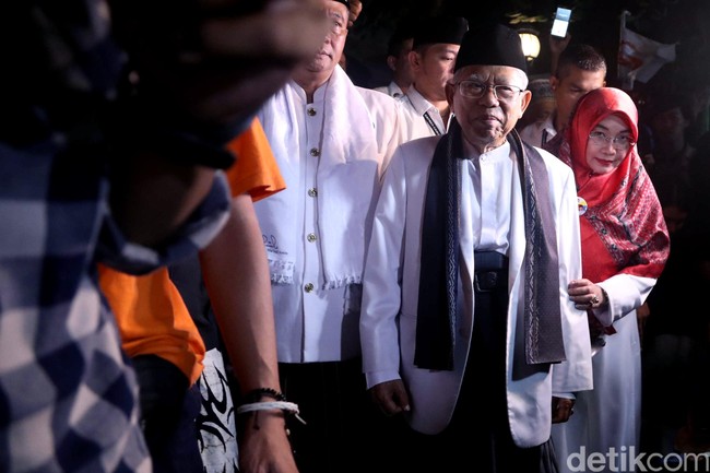 Menjalang Pilpres 2019, debat calon wakil presiden digelar Minggu (17/03/2019) di The Sultan Hotel, Jakarta. Para calon wakil presiden pun hadir didampingi oleh istri. Termasuk cawapres nomer urut satu, Maruf Amin. Foto: Pradita Utama