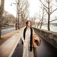 Dalam surat terbukanya itu ia mengungkapkan perasaan sedihnya yang mendalam. Saat pertama kali terjadi, aku merasa takut, dan terhina, tulisnya. (Foto: Instagram/@bellywellyjelly)