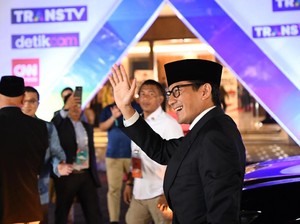KTP Sandi Lawan Kartu Sakti Maruf