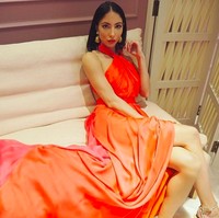 Menurut Amber, ia bisa memenuhi segala keinginan klien, asal ada bayaran yang tepat. “Bisa saja mereka meminta untuk membeli sneakers yang baru rilis, atau tas Birkin crocodile yang langka,” ujarnya. (Foto: Instagram/Amber Gordon)