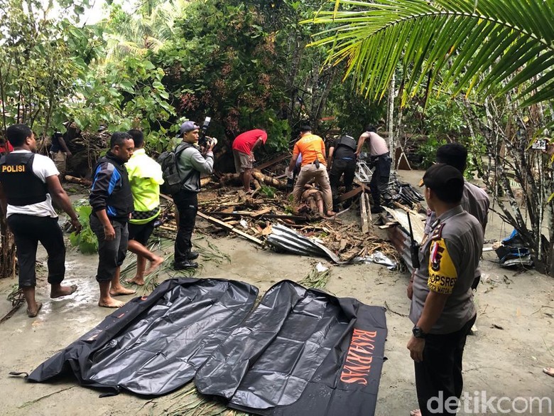 Wagub Usul Jenazah Korban Banjir Sentani Papua Segera Dimakamkan Wagub Usul Jenazah Korban Banjir Sentani Papua Segera Dimakamkan